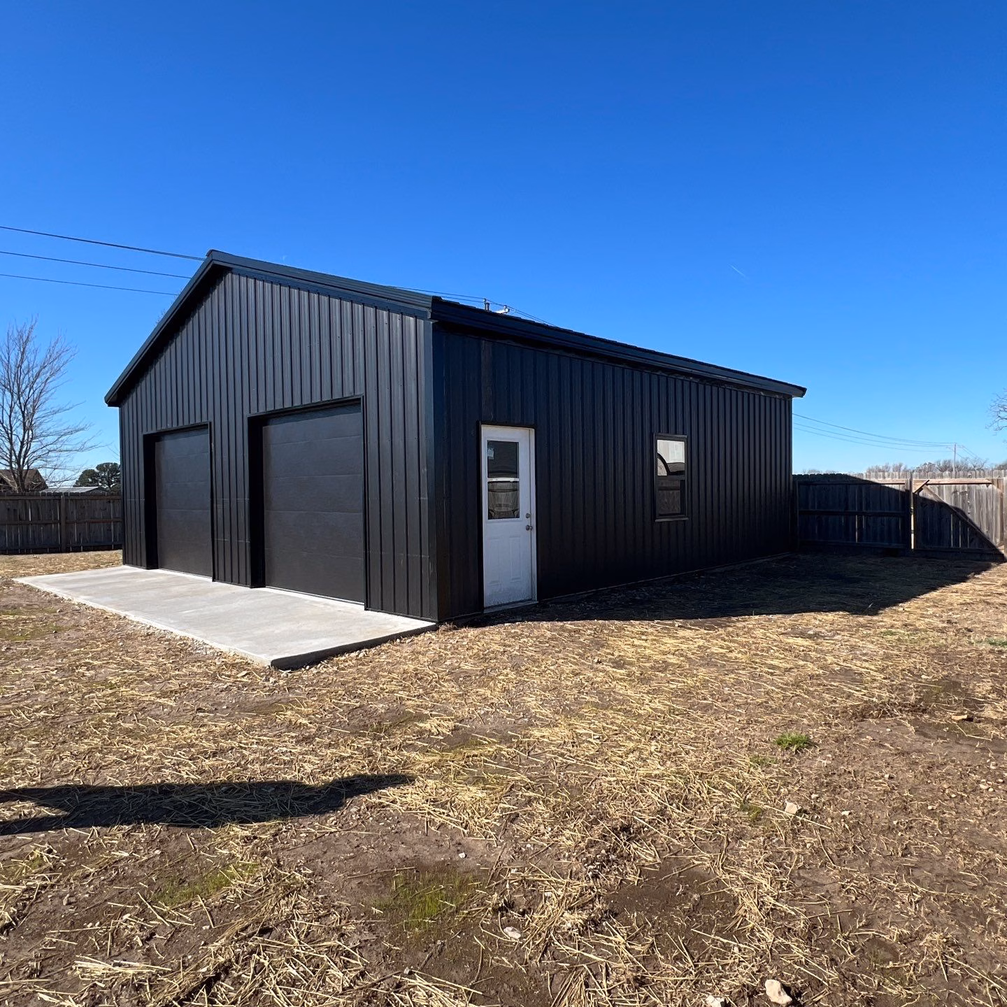 A side angle view to help show design ideas for a 30x30 detached garage.