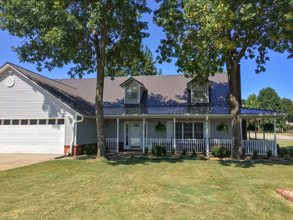 metal roofing contractor in fayetteville arkansas